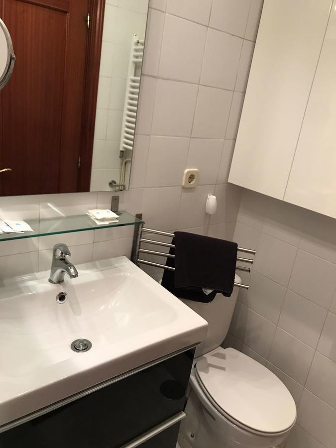 Latina Lejlighed Madrid Eksteriør billede