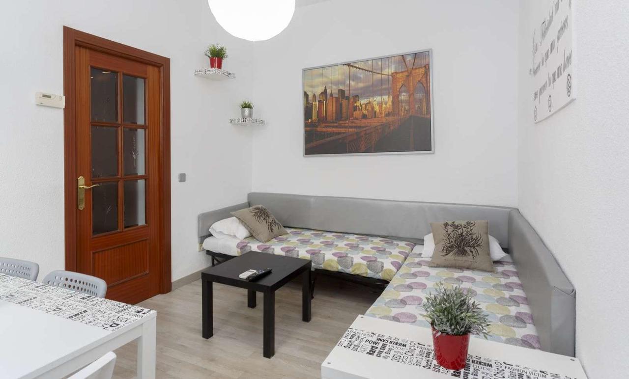 Latina Lejlighed Madrid Eksteriør billede