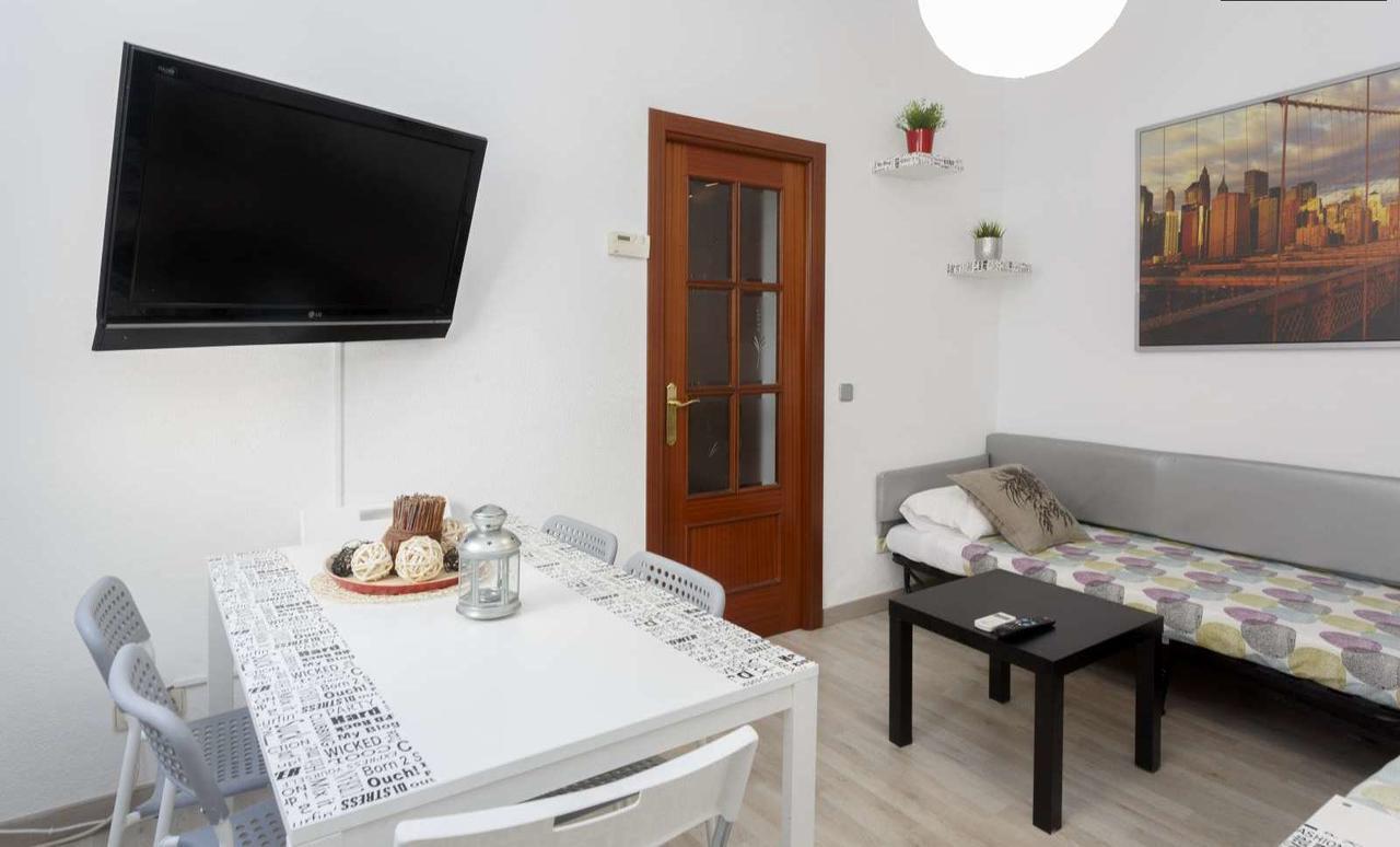 Latina Lejlighed Madrid Eksteriør billede